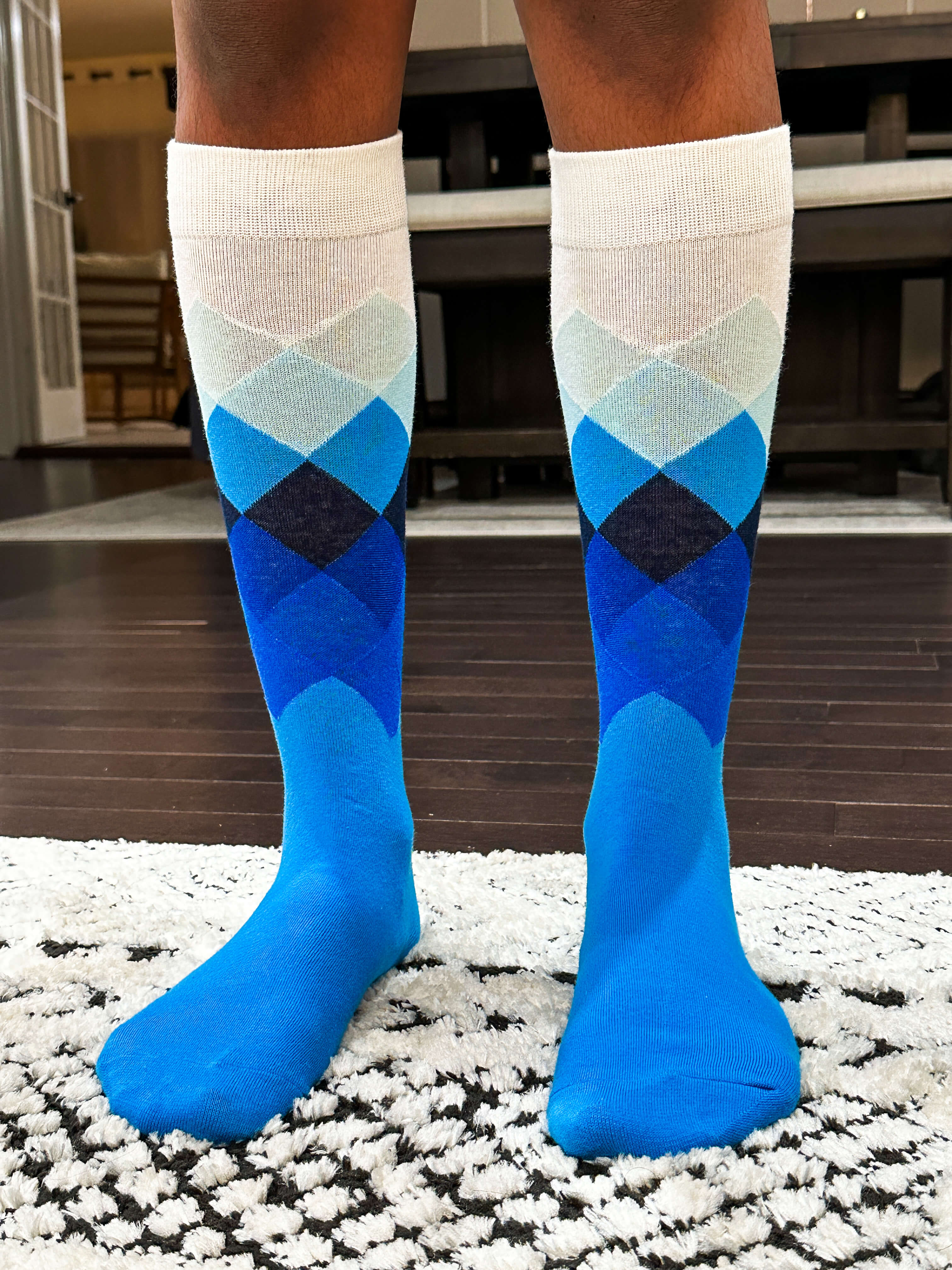 Prestige Azure - Premium, comfortable socks that blend fashion and quality effortlessly.